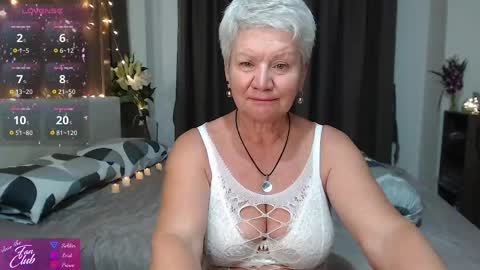 Roxana online show from 04-25-26, 02:14