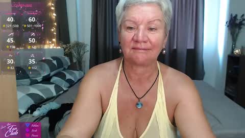 Roxana online show from 05-06-26, 02:08