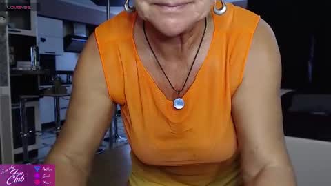 Snapshot of roxana_brooks chatting on 07-08-26, 04:22 Roxana online show from 07-08-26, 04:22