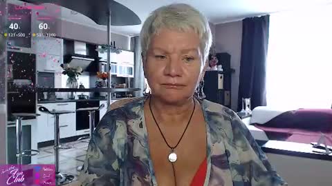 Snapshot of roxana_brooks chatting on 07-28-26, 07:59 Roxana online show from 07-28-26, 07:59