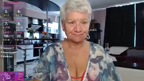 Snapshot of roxana_brooks chatting on 07-28-26, 04:27 Roxana online show from 07-28-26, 04:27