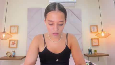 Roxana   online show from 10-05-25, 07:01