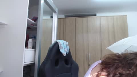 Snapshot of roxanalove7 chatting on 01-05-25, 07:17 Roxana online show from 01-05-25, 07:17