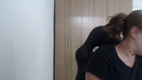 Snapshot of roxanalove7 chatting on 05-16-26, 05:34 Roxana online show from 05-16-26, 05:34