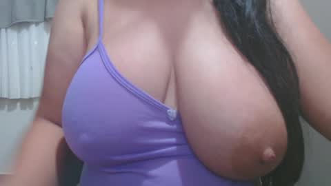 Snapshot of roxanbahottt chatting on 06-04-26, 11:16 roxxy online show from 06-04-26, 11:16