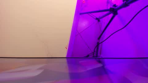 Roxane online show from 02-25-26, 07:51