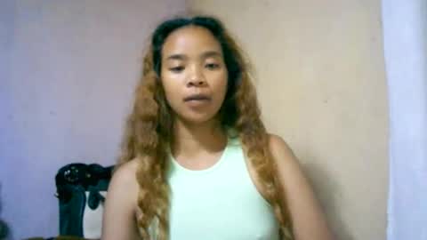roxanne_98 online show from 10-05-25, 02:32