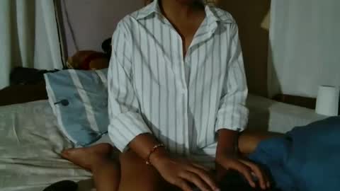 roxanne_98 online show from 10-30-25, 02:24