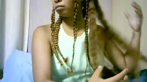 roxanne_98 online show from 12-21-25, 02:51