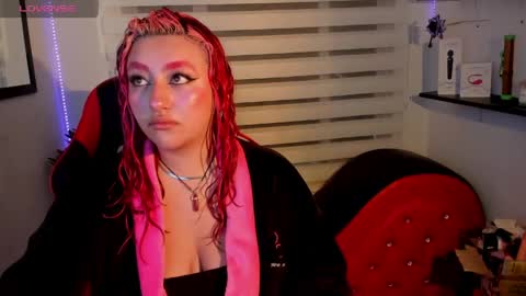 roxanne online show from 04-25-26, 12:19