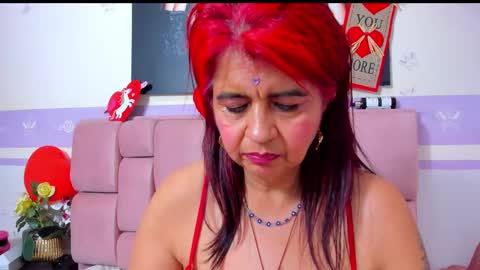 Snapshot of roxettemature chatting on 02-16-25, 05:59 RoxetteMature online show from 02-16-25, 05:59