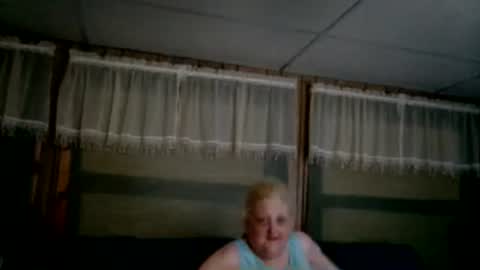 Roxi online show from 03-10-26, 06:40