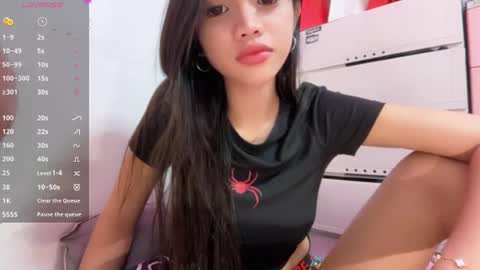 Snapshot of roxie_fuckdoll chatting on 08-01-26, 02:05 Roxie online show from 08-01-26, 02:05