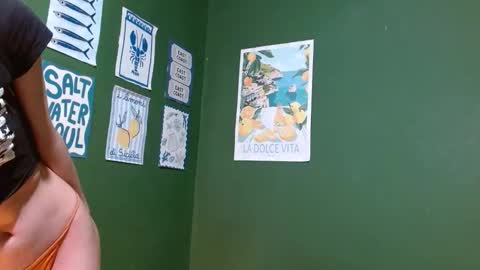 Roxie online show from 10-25-25, 02:30