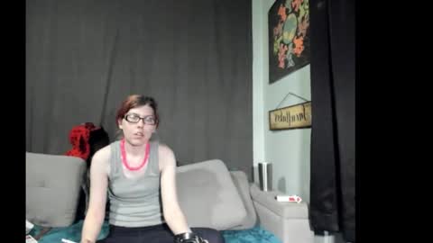 roxihazeleyes online show from 10-13-25, 12:32