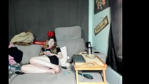 roxihazeleyes online show from 05-26-26, 02:13