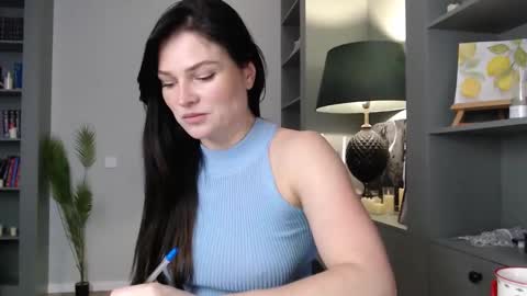 roxxiejet online show from 11-07-25, 09:09