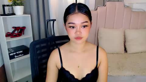 Snapshot of roxxy_blossom chatting on 09-27-25, 02:38 roxxy_blossom online show from 09-27-25, 02:38