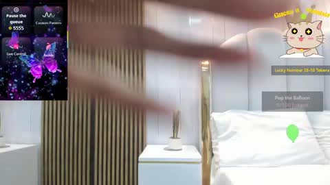 Roxy online show from 04-26-26, 11:19