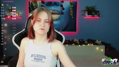 Roxy fiery online show from 12-05-25, 02:09