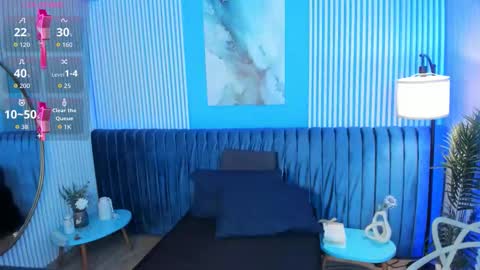 Roxy hell online show from 09-08-25, 07:02