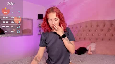 roxy_jones_ online show from 03-12-25, 07:38