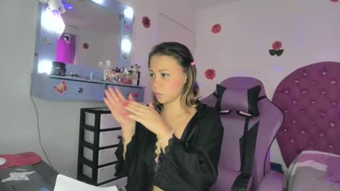 Roxy online show from 02-16-26, 02:02