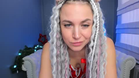 Roxy online show from 12-28-24, 04:51