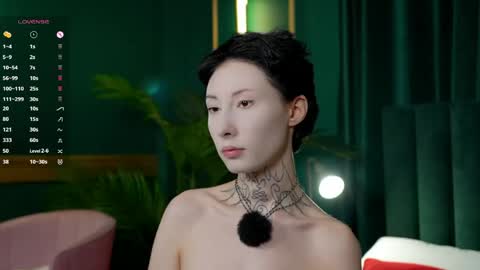 roxanne online show from 04-12-26, 12:10