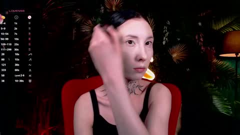 Snapshot of roxy_morrison_x chatting on 04-29-26, 03:43 roxanne online show from 04-29-26, 03:43