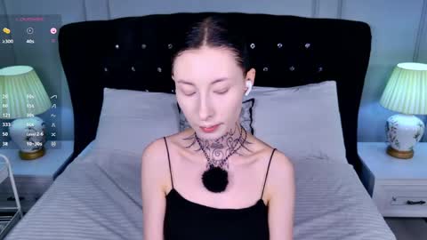 Snapshot of roxy_morrison_x chatting on 05-03-26, 03:45 roxanne online show from 05-03-26, 03:45