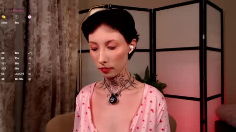 Snapshot of roxy_morrison_x chatting on 05-14-26, 03:46 roxanne online show from 05-14-26, 03:46