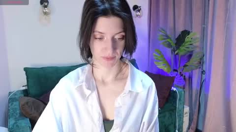 roxy_riot_ online show from 02-14-25, 01:23