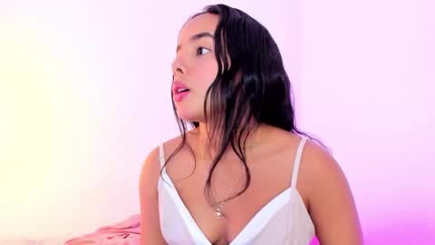 roxy_stone1 online show from 02-04-26, 07:42