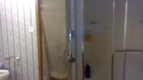 Roxy and Brock online show from 11-02-25, 02:36