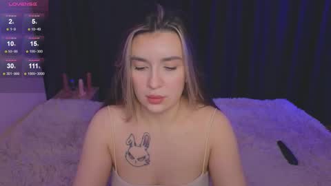 Snapshot of roxychilli chatting on 03-08-25, 06:47 Roxy online show from 03-08-25, 06:47