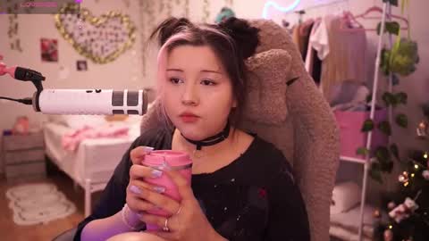 roxysuh online show from 02-02-26, 07:18