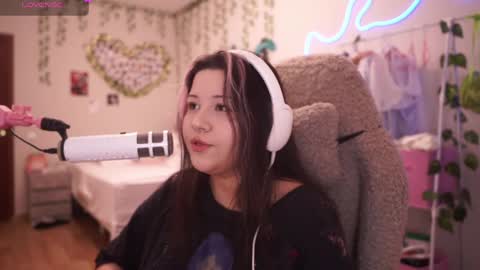 roxysuh online show from 04-23-26, 07:41