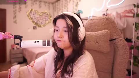 roxysuh online show from 07-06-26, 08:33