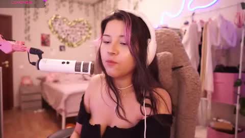 roxysuh online show from 07-18-26, 07:12