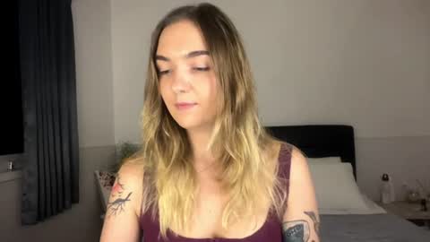 Roxy online show from 07-09-26, 04:00