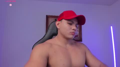 Snapshot of roy__constance chatting on 06-22-26, 04:20 Roy Constance online show from 06-22-26, 04:20