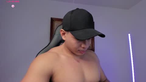 Snapshot of roy__constance chatting on 07-02-26, 02:55 Roy Constance online show from 07-02-26, 02:55
