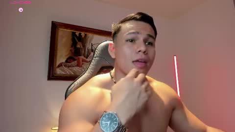 Snapshot of roy__constance chatting on 07-26-26, 03:36 Roy Constance online show from 07-26-26, 03:36