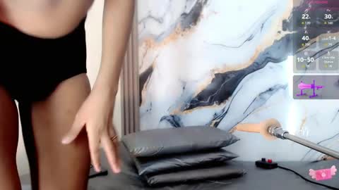 royal_xx online show from 03-26-26, 08:47