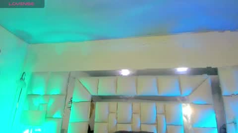 royal_xx online show from 04-06-26, 08:21