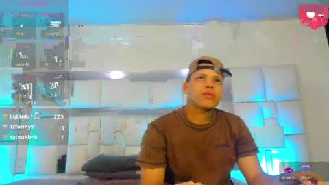 royal_xx online show from 04-08-26, 08:20