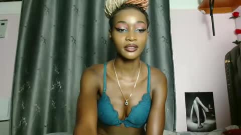 Softluxe online show from 04-09-26, 09:04