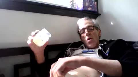Snapshot of royboy2561 chatting on 04-04-26, 09:45 Roy Murrin online show from 04-04-26, 09:45