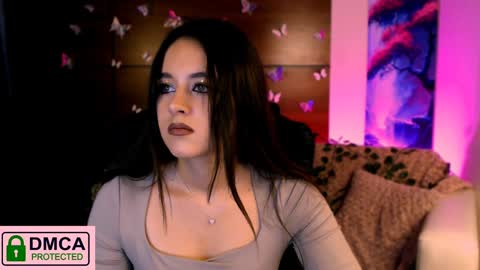 Snapshot of rozmary_ket chatting on 01-09-25, 10:52 Im Rozmary nice to meet you 3 online show from 01-09-25, 10:52